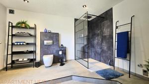 Apartments am Saalebogen mit Gartenterrasse, Grillkamin und freie Parkplätze