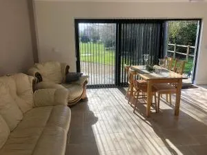 Lovely Garden room - Wormegay