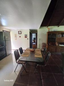 Cabaña en parcela con Tinaja - Puertas del Bosque