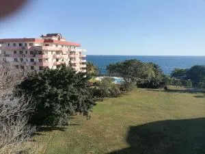 Quiet apartment, good access to Supermarkets, Center etc - San Cristóbal