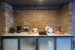 Green Moon-Emme Loft