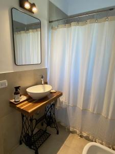 Casa en barrio privado en Escobar, laguna y pileta