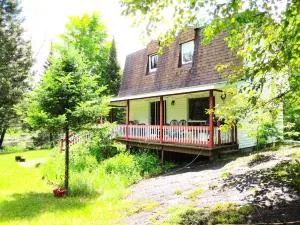 Waterfront hiking trails ATV Skidoo - Gracefield