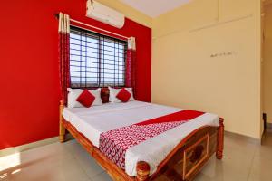 Hotel O S.L.V Boarding & Lodging