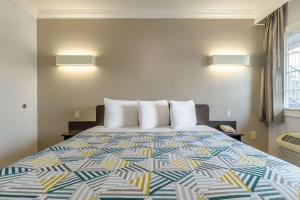 Motel 6-San Jose, CA - Convention Center