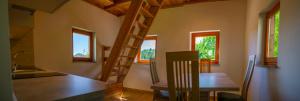 Wooden Chalet - Homestead Vrhovc