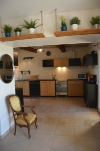 Villas Domaine du Piol - Luberon - Piscine privee - Clim - Beach Volley : photos des chambres