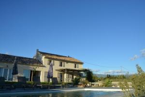 Villas Domaine du Piol - Luberon - Piscine privee - Clim - Beach Volley : photos des chambres