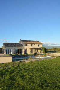 Villas Domaine du Piol - Luberon - Piscine privee - Clim - Beach Volley : photos des chambres