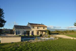 Villas Domaine du Piol - Luberon - Piscine privee - Clim - Beach Volley : photos des chambres