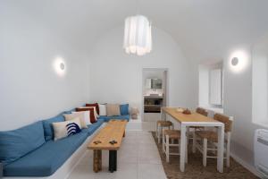 Kalyva Cycladic house - Oia Santorini
