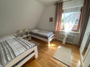 Heimelige Ferienwohnung Nesco mit Balkon und Garten