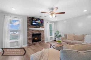 Lux Entertainment Home-TheAlpha - Ubytování bez kategorie ve městě Clarksville