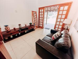 Rio Habitat Corrêas Casa com 7 Suítes