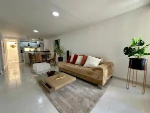 Acogedora casa en zona tranquila - San Jerónimo