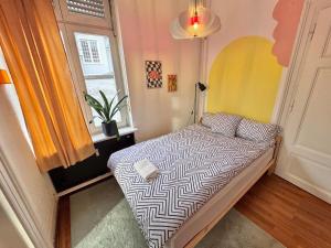 Cozy apartment in historic villa