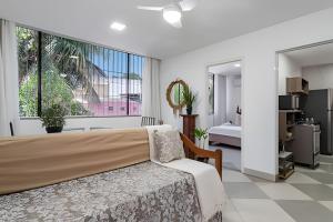 Próximo ao Engenhão, ótimo para conhecer o Rio.