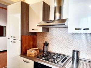 Charming Apartment in Genova with Private Parking, 70 sqm