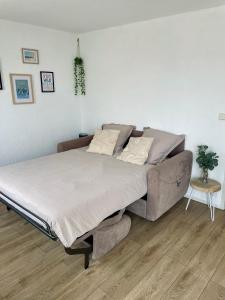 Charmant studio rénové au Coeur des Sables dOlonne