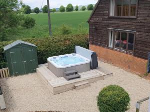 Breach Barn, a very bright spacious home from home