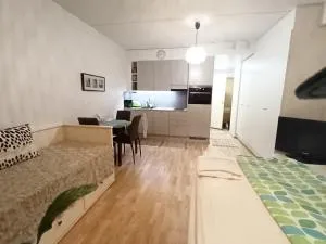 Aurora Home Vantaa Kivistö - Ruby studio 6min to Helsinki Vantaa Airport 20 min to Helsinki center - Kiljava