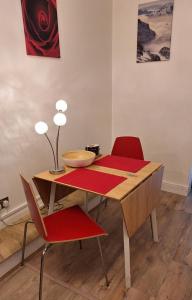 Spacious private studio