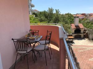 Apartments Miroslava