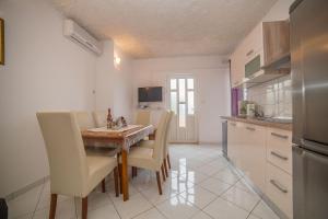 Apartments Miroslava