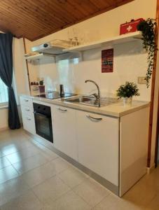Casa Gialla - Holiday & Business
