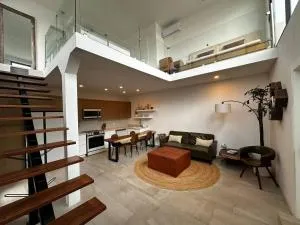 TopLoft - Ocean View - Harry Manzo