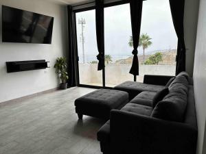 ModernHome w Ocean View