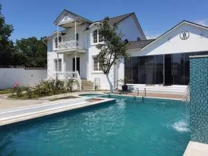 Hot Pool Villa - Vǝndam