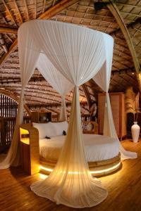 Bamboo Oasis - Casa Koko, Konubi