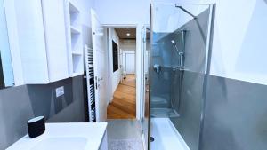 BEST STADIUM STAY- central, quiet, easy parking