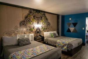 Queen Room - Disability Access room in SureStay Hotel by Best Western Phoenix Downtown