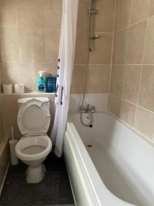 Centrally Located Home in Stoke on Trent