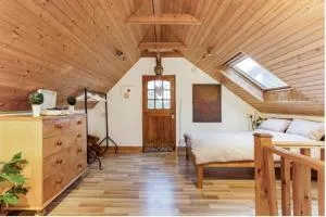 The Art Annex - Banstead