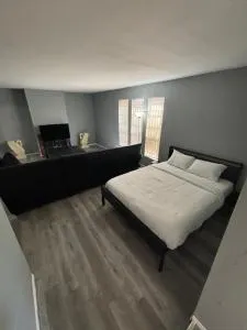 2 Or 3 Bedroom Walk To Strip Mgm Casino Shop Club - Paradise