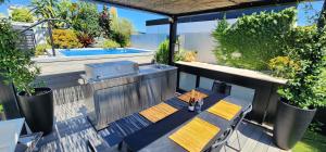 Penthouse perfection with private rooftop pool