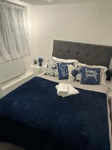 Mornington Crescent Suites