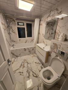 SnoozeDen Chalvey - Free Parking, Near M4 J6