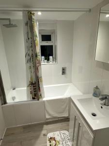 Mornington Crescent Suites