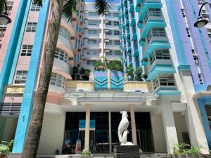 101 Newport Blvd Condotel, Manila -Hyuna Place, Across NAIA T3