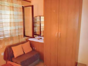 Sea View Apartment in Prvić Luka, 46m², Terrace