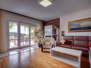 Apartments with swimming pool Kampor, Rab - 23600