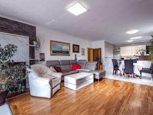 Apartments with swimming pool Kampor, Rab - 23600