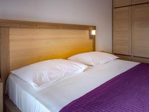 Apartments with swimming pool Kampor, Rab - 23600