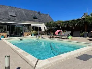Maison familiale avec piscine chauffée, proche plages et La Baule - FR-1-306-1266 - 圣利法尔