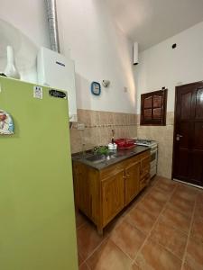 Departamento céntrico en Cosquín con ingreso compartido