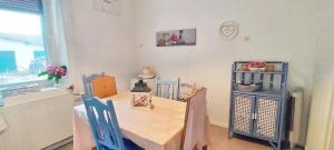 Appartements Appartement confortable Pouxeux / 70 m² / superbe jardin : photos des chambres